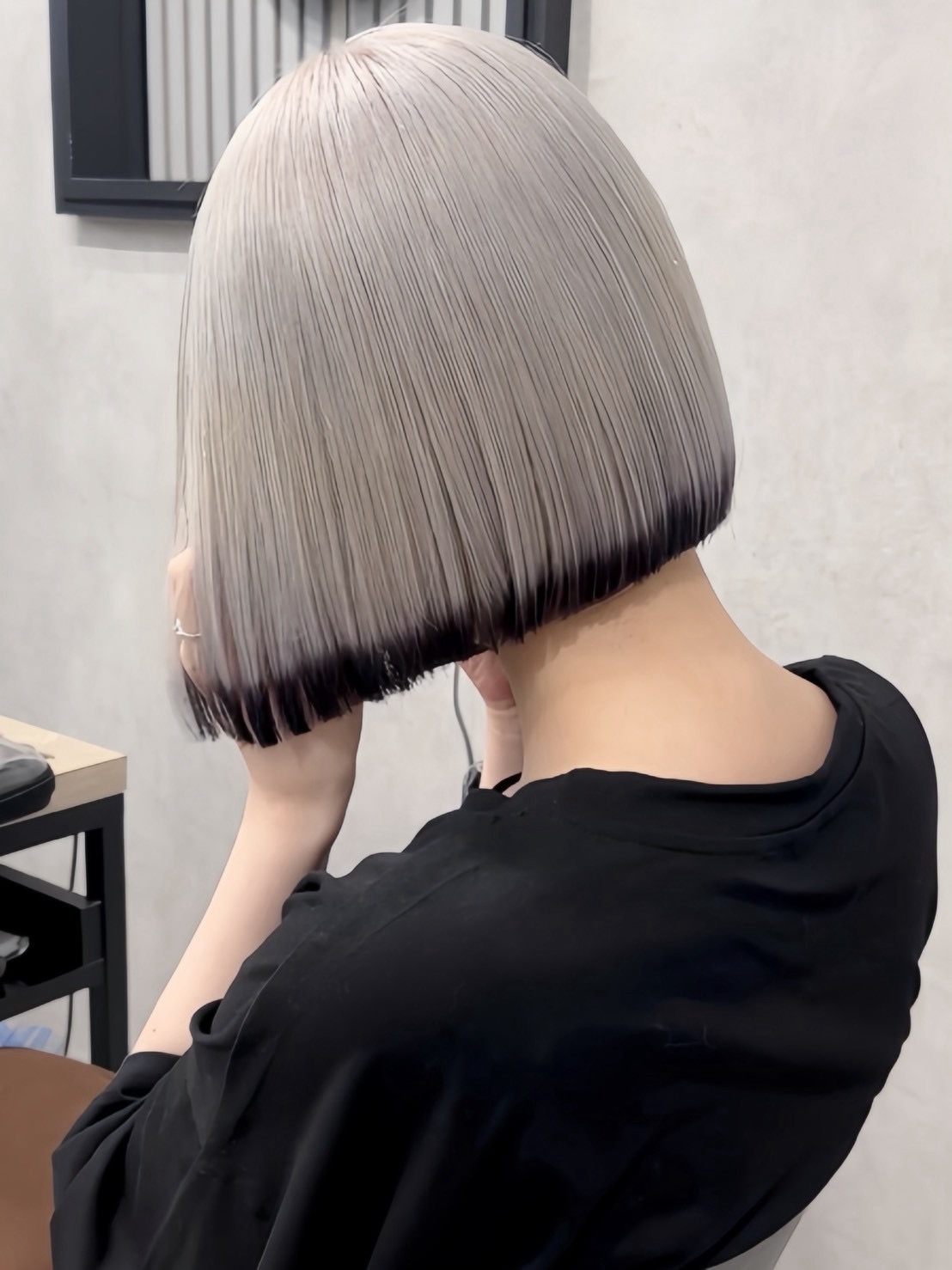WHITE BLONDE WHITE BLONDE
