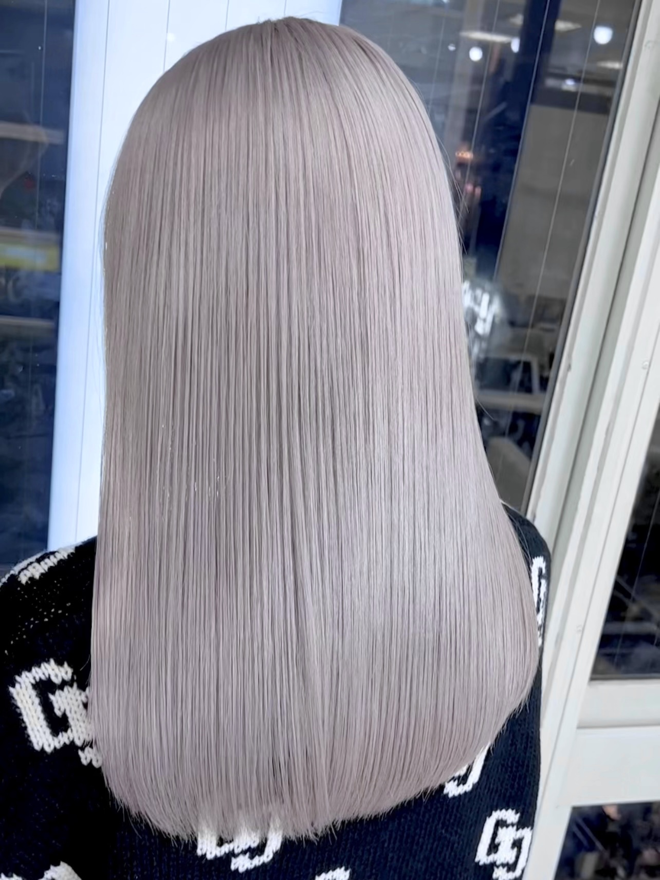 WHITE BLONDE WHITE BLONDE