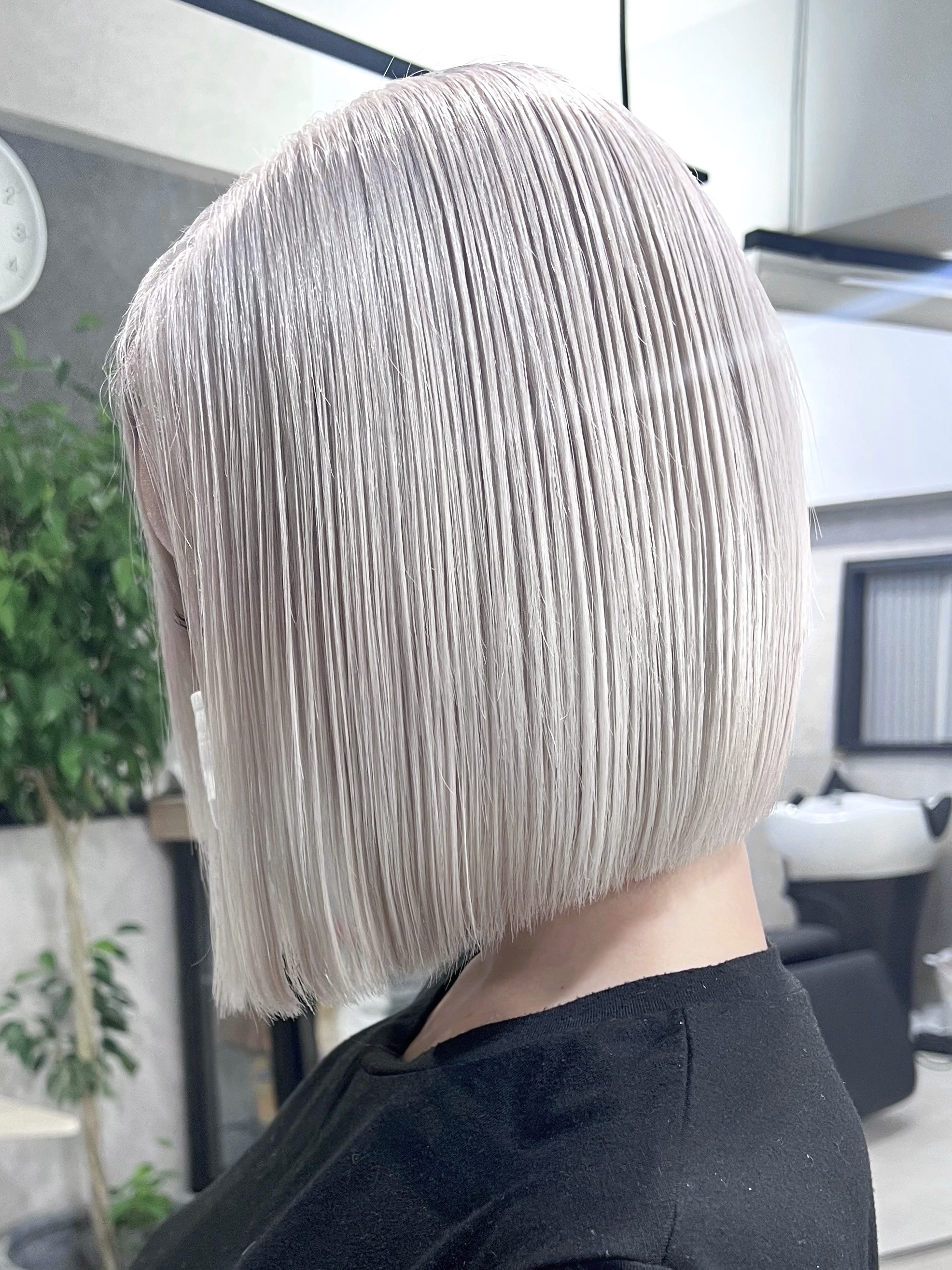 WHITE BLONDE WHITE BLONDE