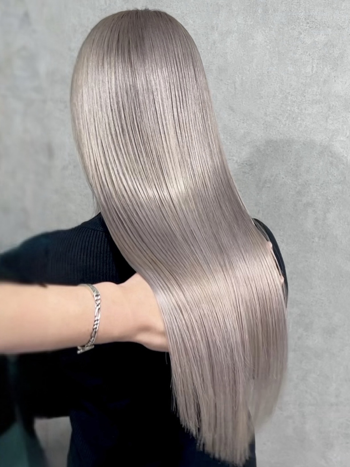 WHITE BLONDE WHITE BLONDE